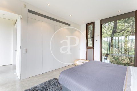 Сasa de 5 dormitorios en venta en Sant Cugat del Vallès, Barcelona, Cataluña, Spain № 2447 - foto 28