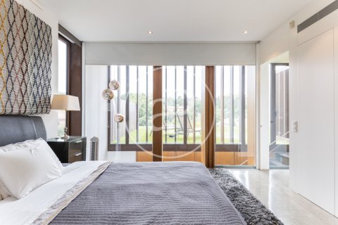 Сasa de 5 dormitorios en venta en Sant Cugat del Vallès, Barcelona, Cataluña, Spain № 2447 - foto 27