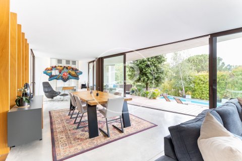 Сasa de 5 dormitorios en venta en Sant Cugat del Vallès, Barcelona, Cataluña, Spain № 2447 - foto 8