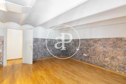 5 bedrooms apartment for sale in Eixample, Barcelona, Catalonia, Spain № 2444 - photo 24
