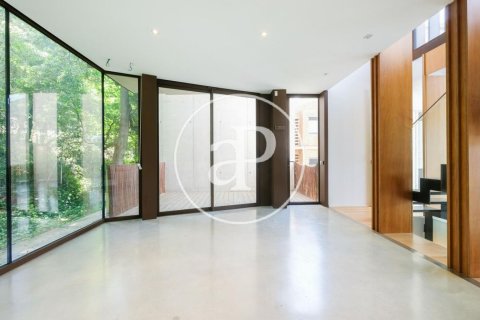 Сasa de 5 dormitorios en venta en Sant Cugat del Vallès, Barcelona, Cataluña, Spain № 2448 - foto 8