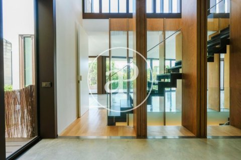 Сasa de 5 dormitorios en venta en Sant Cugat del Vallès, Barcelona, Cataluña, Spain № 2448 - foto 6