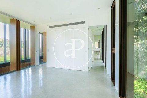 Сasa de 5 dormitorios en venta en Sant Cugat del Vallès, Barcelona, Cataluña, Spain № 2448 - foto 18