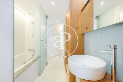 Сasa de 5 dormitorios en venta en Sant Cugat del Vallès, Barcelona, Cataluña, Spain № 2448 - foto 17