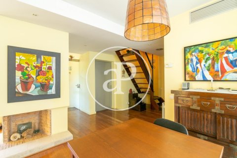 Сasa de 6 dormitorios en venta en Sant Just Desvern, Barcelona, Cataluña, Spain № 2446 - foto 8