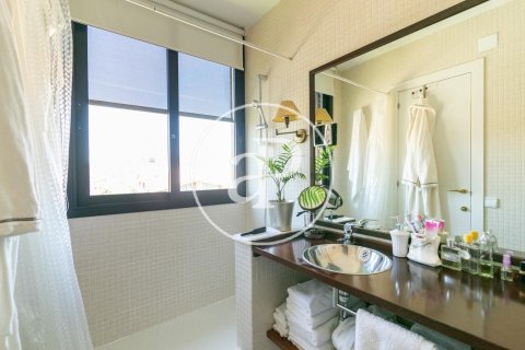 Сasa de 6 dormitorios en venta en Sant Just Desvern, Barcelona, Cataluña, Spain № 2446 - foto 11