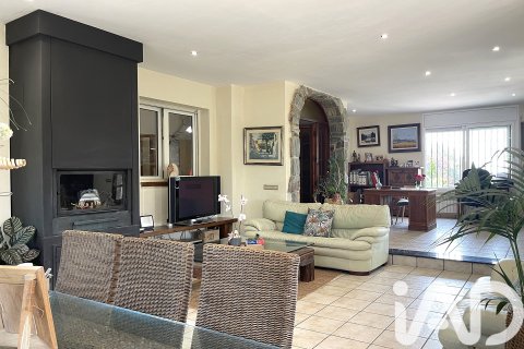 4 bedrooms house for sale in Terrassa, Barcelona, Catalonia, Spain № 7483 - photo 25
