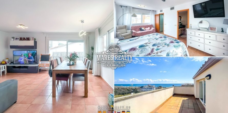 Casa adosada de 4 dormitorios en venta en Canet de Mar, Barcelona, Cataluña, Spain № 1042