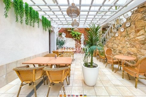Propiedad comercial de 254 m² en venta en Calella, Barcelona, Cataluña, Spain № 1040 - foto 7