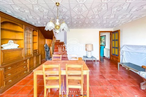 949 sq.m. commercial property for sale in Calella, Barcelona, Catalonia, Spain № 1039 - photo 11