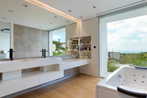 Villa de 4 dormitorios en venta en Teia, Barcelona, Cataluña, Spain № 3722 - foto 19