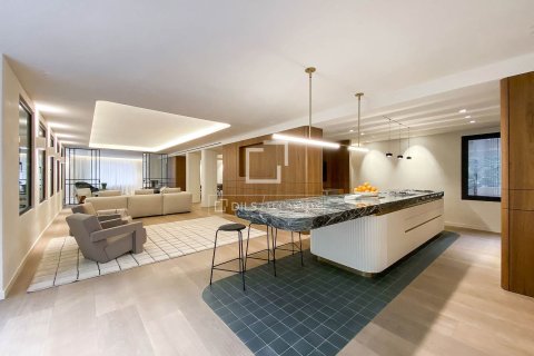 Apartamento de 5 dormitorios en venta en Barcelona, Cataluña, Spain № 3719