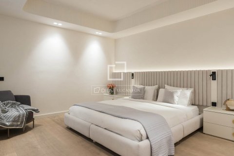 Apartamento de 5 dormitorios en venta en Barcelona, Cataluña, Spain № 3719 - foto 21