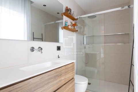 Villa de 6 dormitorios en venta en Teia, Barcelona, Cataluña, Spain № 3718 - foto 27