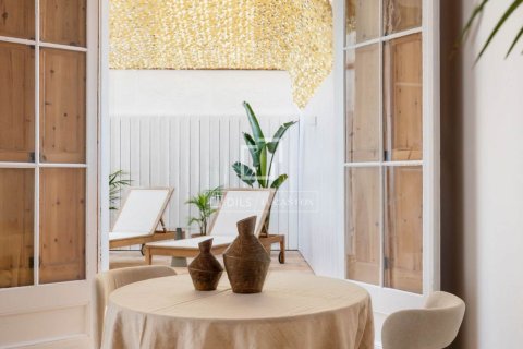 Apartamento de 3 dormitorios en venta en Barcelona, Cataluña, Spain № 3720 - foto 8