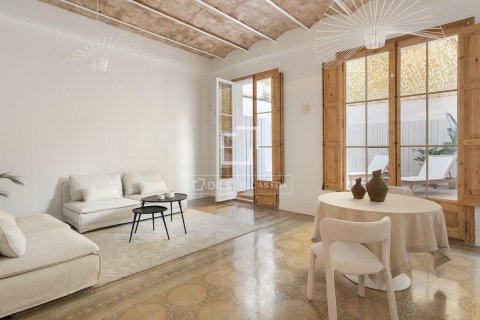 Apartamento de 3 dormitorios en venta en Barcelona, Cataluña, Spain № 3720