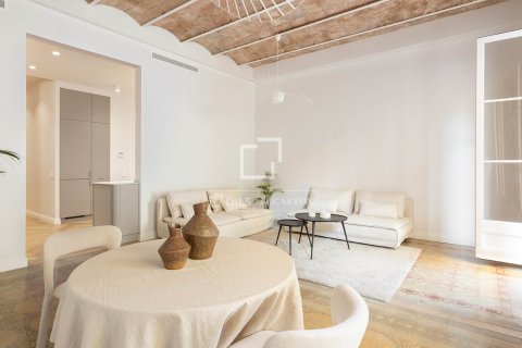 Apartamento de 3 dormitorios en venta en Barcelona, Cataluña, Spain № 3720 - foto 14