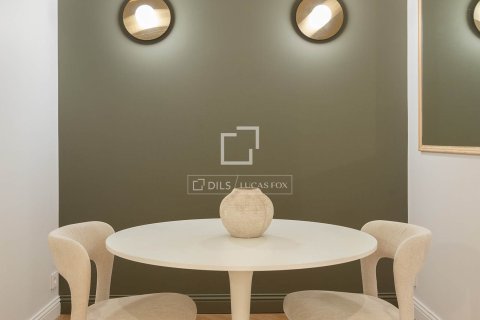Apartamento de 3 dormitorios en venta en Barcelona, Cataluña, Spain № 3720 - foto 24