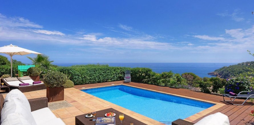 4 bedrooms house for sale in Begur, Girona, Catalonia, Spain № 7196