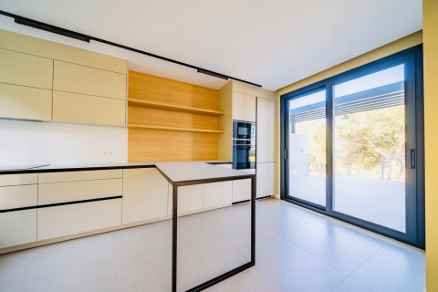 Купить дом в Льорет-де-Мар, Испания с 4 комнаты, 330м², № 7199 - фото 14