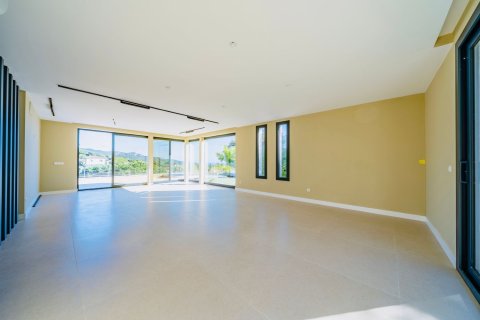 Купить дом в Льорет-де-Мар, Испания с 4 комнаты, 330м², № 7199 - фото 27