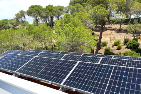 4 bedrooms house for sale in Lloret de Mar, Girona, Catalonia, Spain № 7200 - photo 4