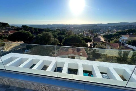 4 bedrooms house for sale in Lloret de Mar, Girona, Catalonia, Spain № 7200 - photo 21