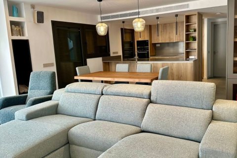 4 bedrooms house for sale in Lloret de Mar, Girona, Catalonia, Spain № 7200 - photo 19