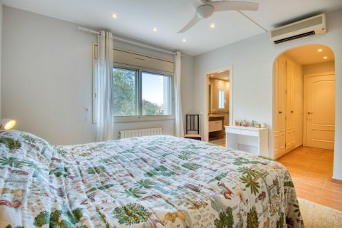 Купить дом в Пладжа-де-Аро, Испания с 6 комнат, 361м², № 7201 - фото 2