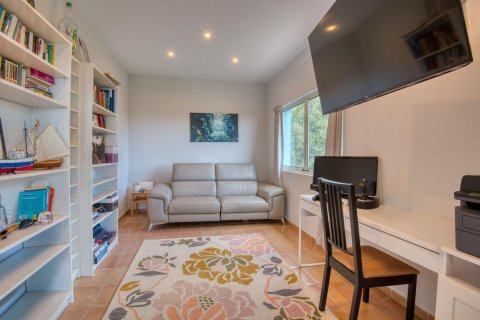 Купить дом в Пладжа-де-Аро, Испания с 6 комнат, 361м², № 7201 - фото 5
