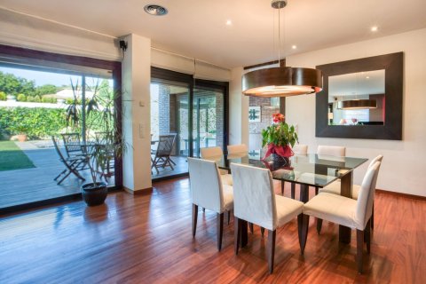 4 bedrooms house for sale in Sant Feliu de Guixols, Girona, Catalonia, Spain № 7197 - photo 2