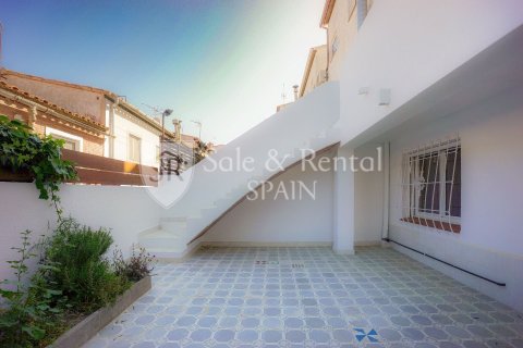 Сasa de 2 dormitorios en venta en Sant Feliu de Guíxols, Gerona, Cataluña, Spain № 7150 - foto 29