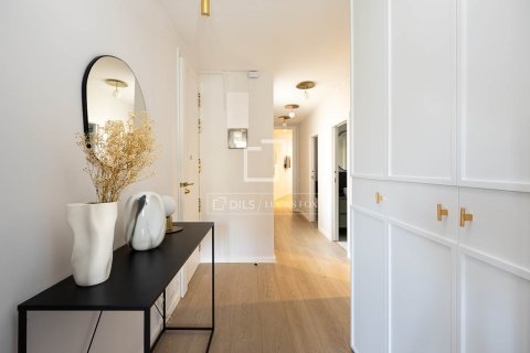 Купить квартиру в Барселона, Испания с 3 спальни, 103м², № 4027 - фото 8