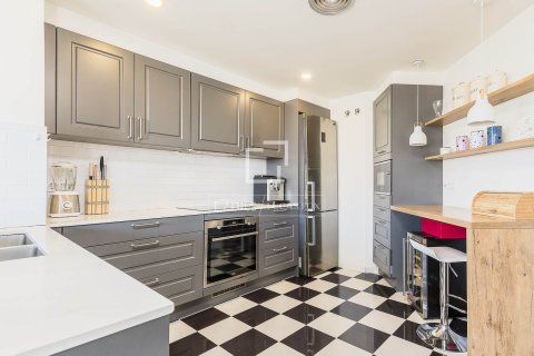 Apartamento de 2 dormitorios en venta en Barcelona, Cataluña, Spain № 4031 - foto 16