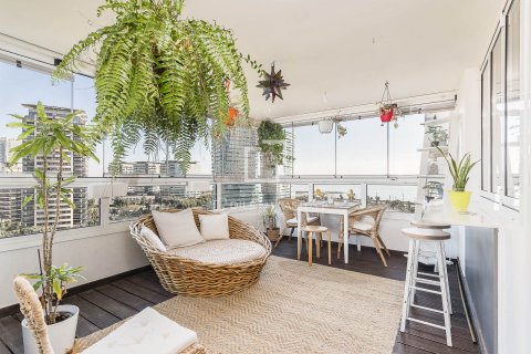 Apartamento de 2 dormitorios en venta en Barcelona, Cataluña, Spain № 4031