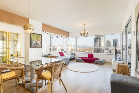 Apartamento de 2 dormitorios en venta en Barcelona, Cataluña, Spain № 4031 - foto 2