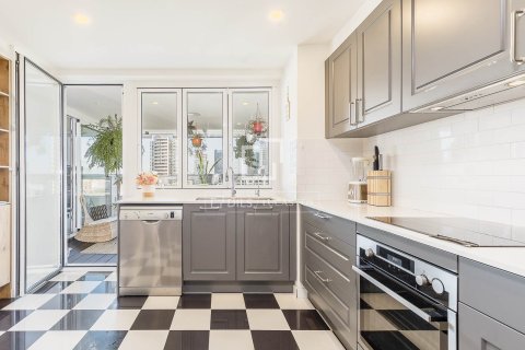 Apartamento de 2 dormitorios en venta en Barcelona, Cataluña, Spain № 4031 - foto 17