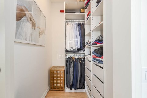 Apartamento de 2 dormitorios en venta en Barcelona, Cataluña, Spain № 4031 - foto 23