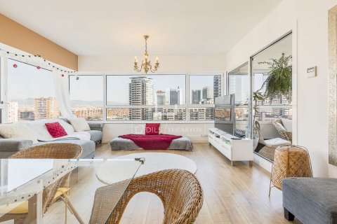 Apartamento de 2 dormitorios en venta en Barcelona, Cataluña, Spain № 4031 - foto 3