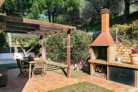6 bedrooms villa for sale in Teia, Barcelona, Catalonia, Spain № 4029 - photo 28