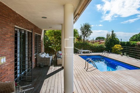 6 bedrooms villa for sale in Teia, Barcelona, Catalonia, Spain № 4029 - photo 25