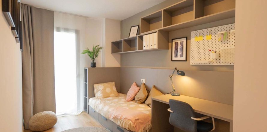 Apartamento de 2 dormitorios en venta en Porta Barcelona II Sant Martí, Barcelona, Cataluña, Spain № 3695