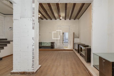 Apartamento de 5 dormitorios en venta en Barcelona, Cataluña, Spain № 4127 - foto 6
