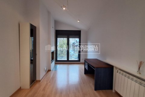Снять в аренду квартиру в Андорра, Испания с 2 спальни, 65м², № 8016 - фото 4