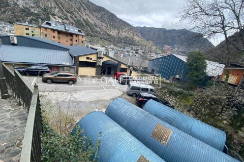 Propiedad comercial de 626 m² en alquiler en Principado De Andorra (Ninguna Poblacion Tiene C.P.), Lérida, Cataluña, Spain № 8017 - foto 24