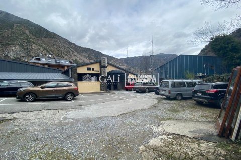 Propiedad comercial de 626 m² en alquiler en Principado De Andorra (Ninguna Poblacion Tiene C.P.), Lérida, Cataluña, Spain № 8017 - foto 25