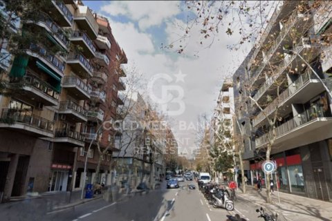 Propiedad comercial de 6189 m² en alquiler en Barcelona, Cataluña, Spain № 8013
