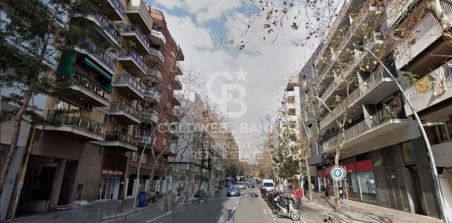 Propiedad comercial de 6189 m² en alquiler en Barcelona, Cataluña, Spain № 8013