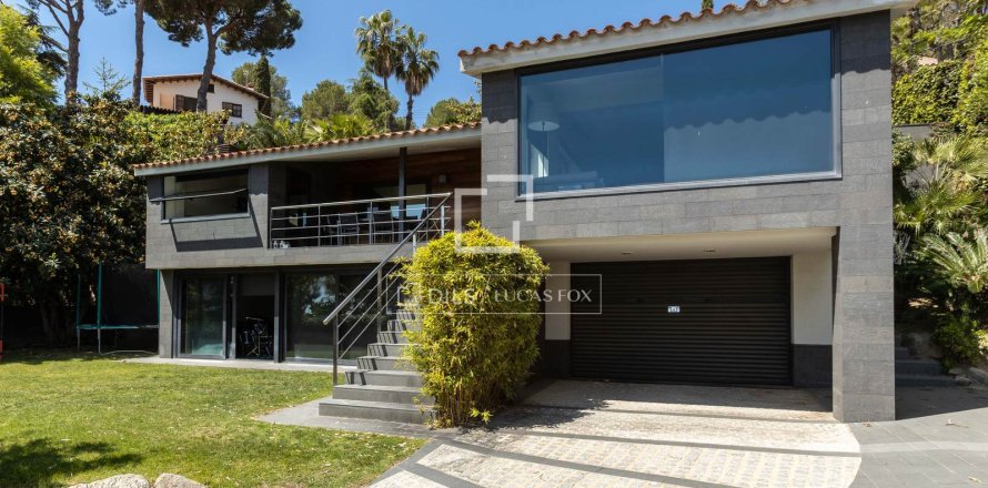 3 bedrooms villa for sale in Premia De Dalt, Barcelona, Catalonia, Spain № 3809