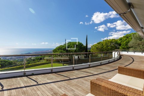 Villa de 6 dormitorios en venta en Sant Andreu de Llavaneres, Barcelona, Cataluña, Spain № 3810 - foto 24